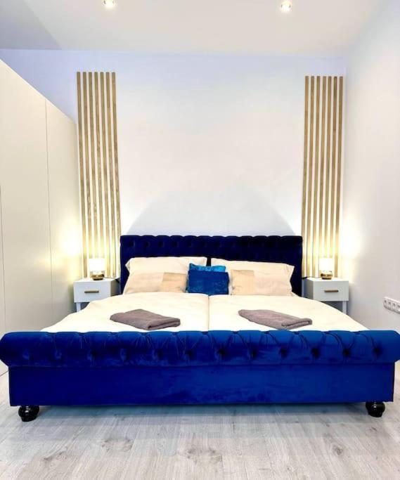 Luxury Apartment In บราติสลาวา ภายนอก รูปภาพ